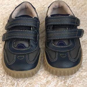 Leather StrideRite little boys shoes size 7
